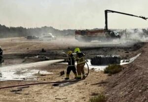 tejas-crash-dubai-iaf-pilot-killed-at-airshow-2025